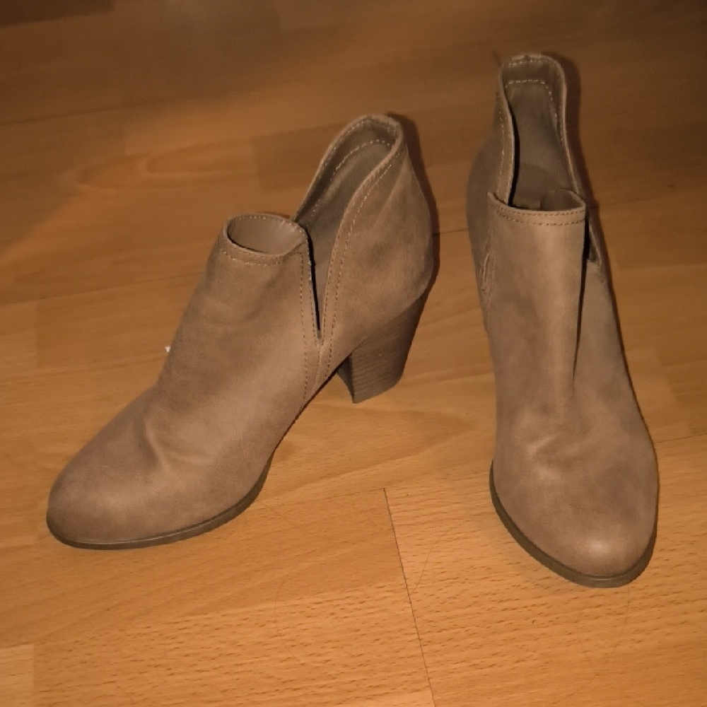 Fergalicious | Taupe Ankle Booties